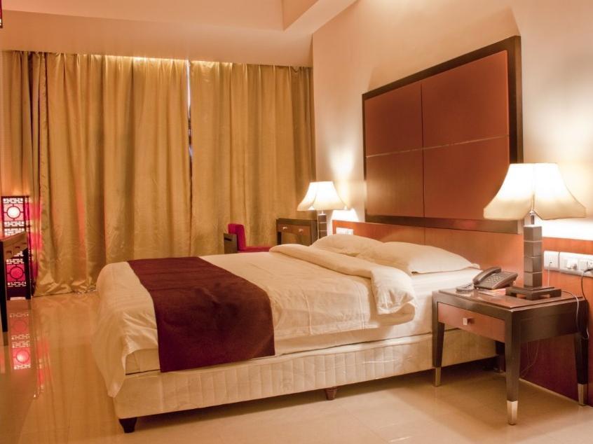 Sara Regency Otel Kumbakonam Dış mekan fotoğraf