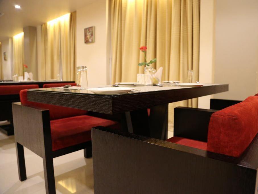 Sara Regency Otel Kumbakonam Dış mekan fotoğraf