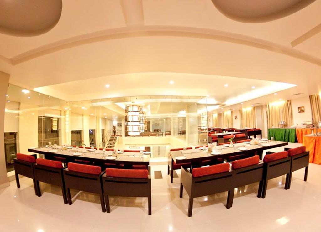 Sara Regency Otel Kumbakonam Dış mekan fotoğraf