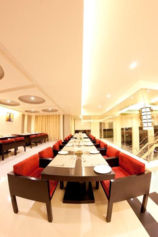 Sara Regency Otel Kumbakonam Dış mekan fotoğraf