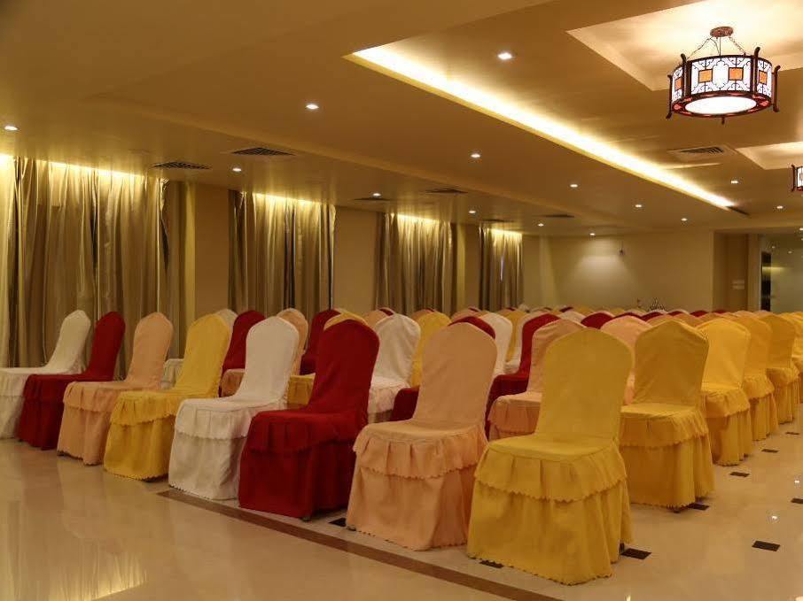Sara Regency Otel Kumbakonam Dış mekan fotoğraf