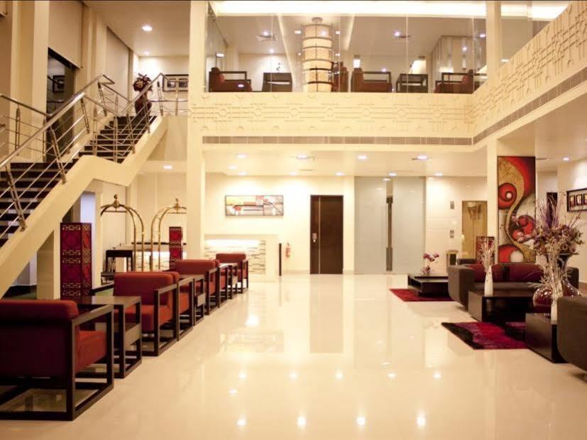 Sara Regency Otel Kumbakonam Dış mekan fotoğraf